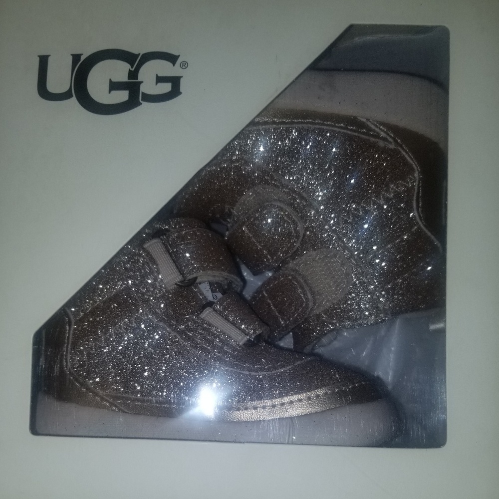 Infant glitter Ugg boots